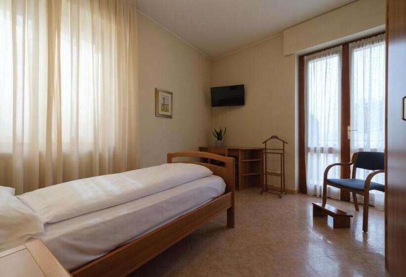 高级单人间, Casa Vacanza Casa Del Padre Nascimbeni