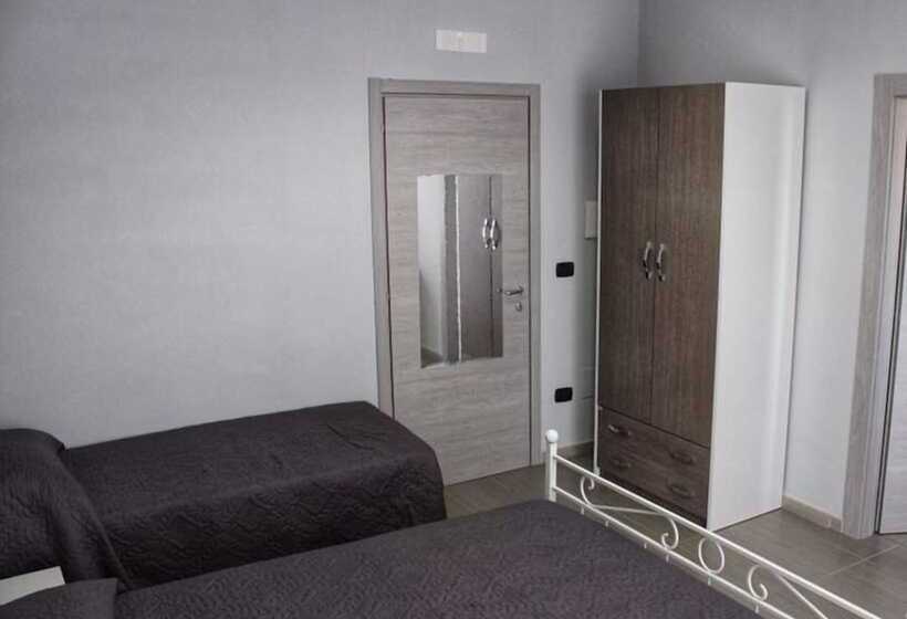 חדר סטנדרט לשלושה, Bed & Breakfast La Primavera