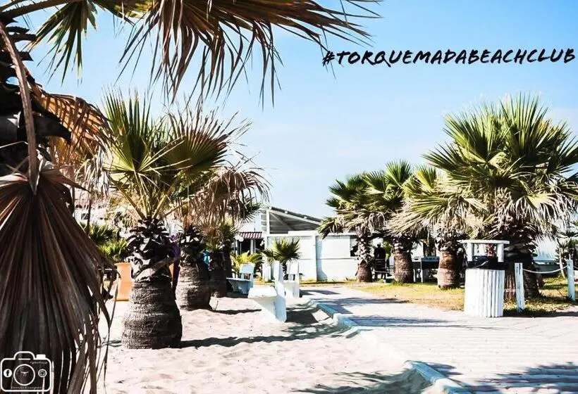 景色の見えるスタンダード４人部屋, Torquemada Beach Club