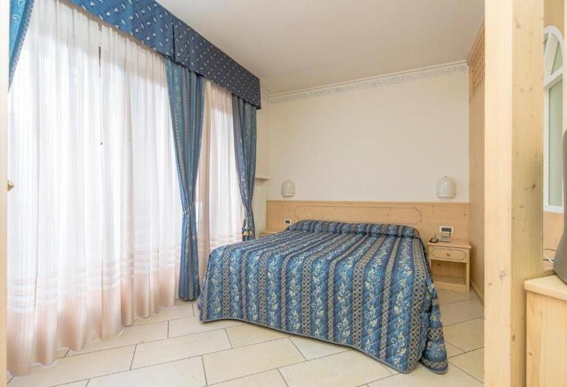 غرفة عائلية, Comano Cattoni Holiday