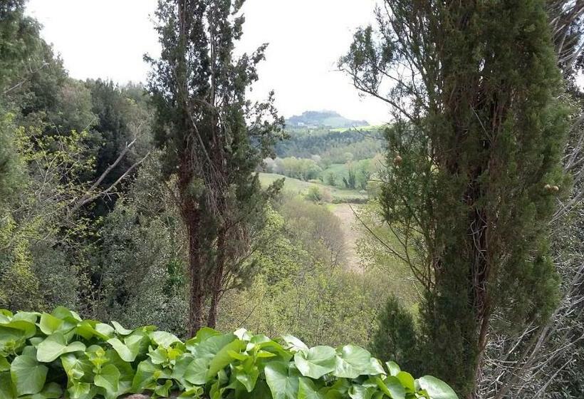 스탠다드 스튜디오, Agriturismo Alle Rose