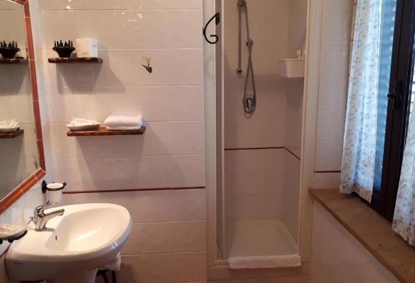 اتاق استاندارد, Agriturismo La Talpa