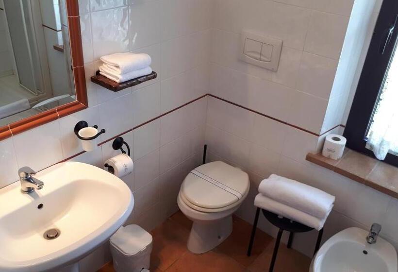 اتاق استاندارد, Agriturismo La Talpa