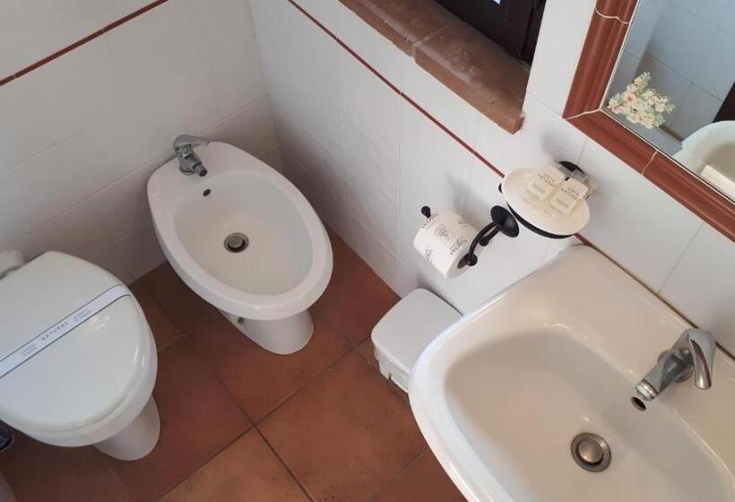 اتاق استاندارد با چشم‌انداز باغ, Agriturismo La Talpa