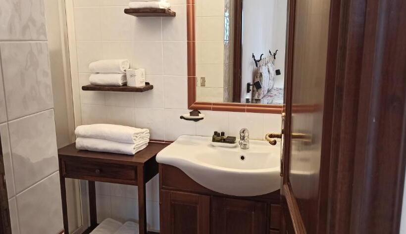 اتاق استاندارد با چشم‌انداز باغ, Agriturismo La Talpa