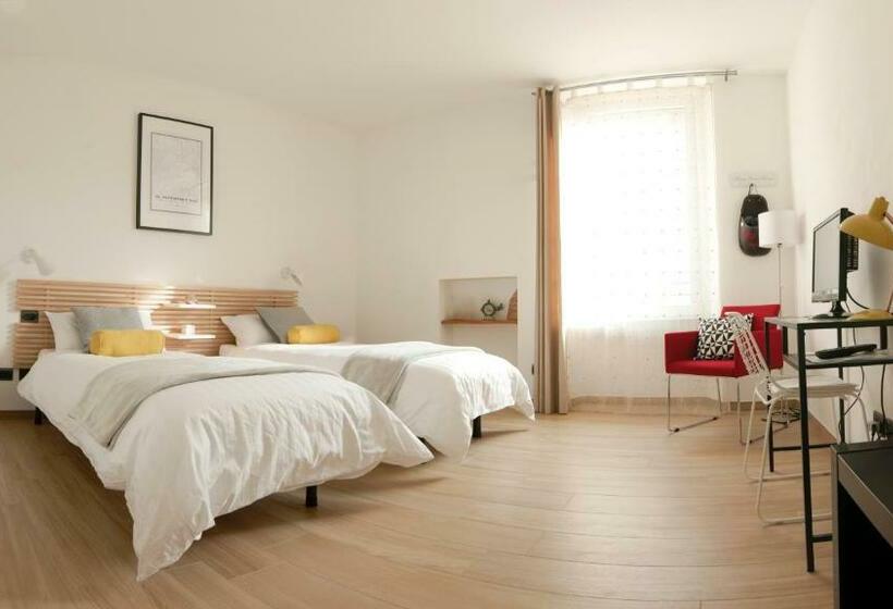 اتاق استاندارد با سرویس بهداشتی مشترک, Al Nifontano B&b Ideal For Family Or Couples 2 Rooms Lakeview