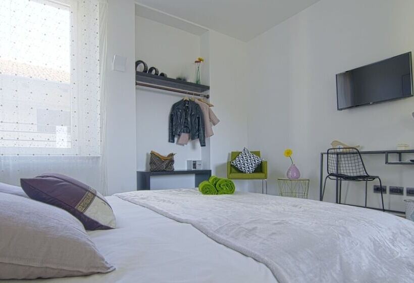 اتاق استاندارد با سرویس بهداشتی مشترک, Al Nifontano B&b Ideal For Family Or Couples 2 Rooms Lakeview