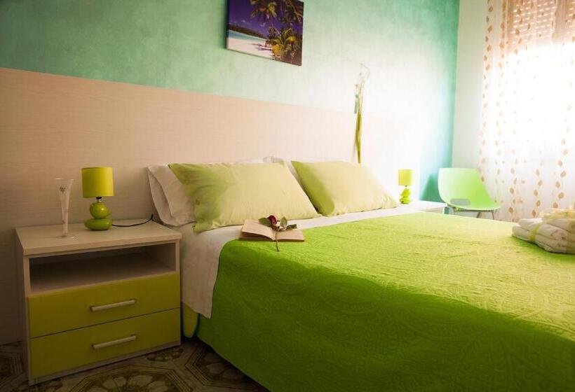 스탠다드 룸 킹사이즈 침대, B&b Giosy