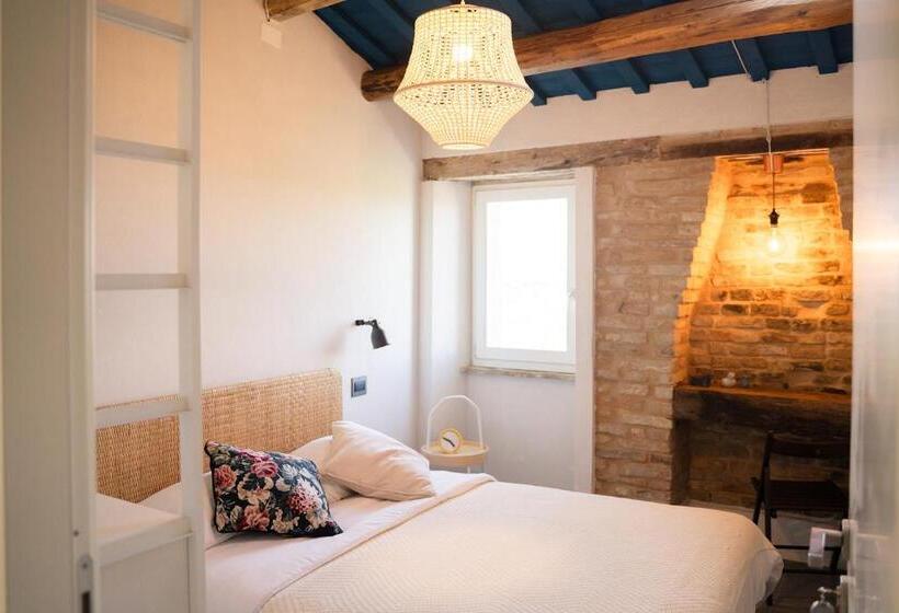 חדר סטנדרט, La Trave