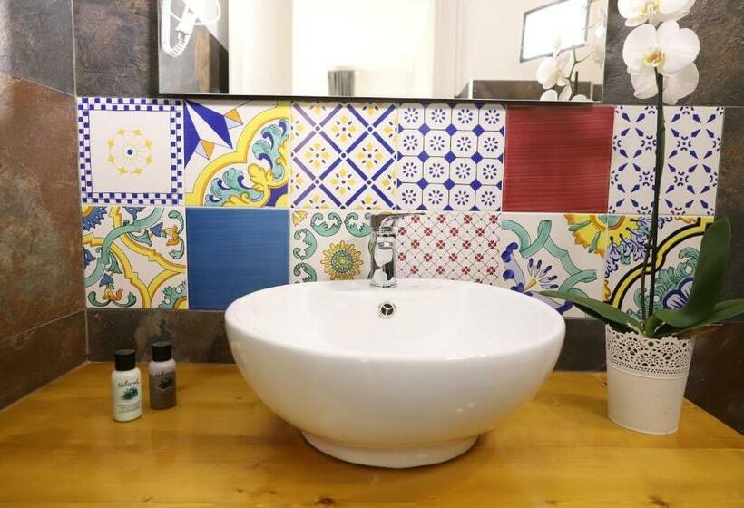 标准三人间, B&b Zio Luciano