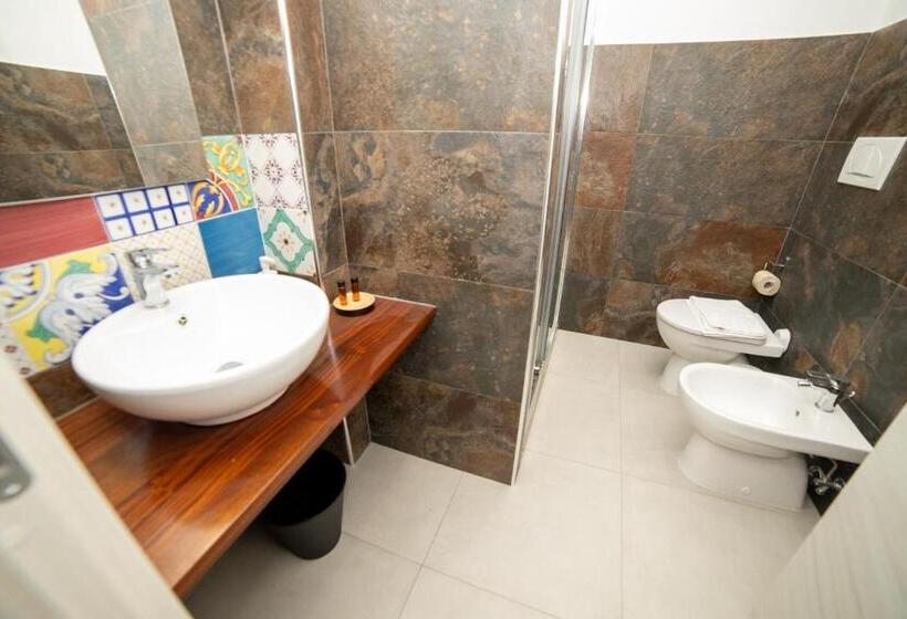 标准间, B&b Zio Luciano