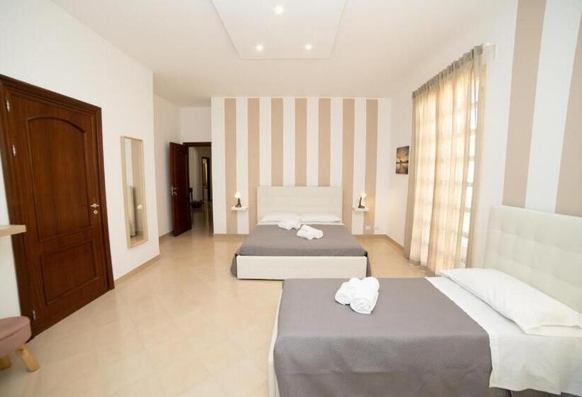 Четырехместный Номер Стандарт с Балконом, B&b Zio Luciano
