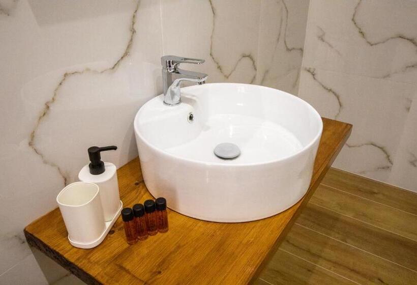 带阳台标准四人间, B&b Zio Luciano