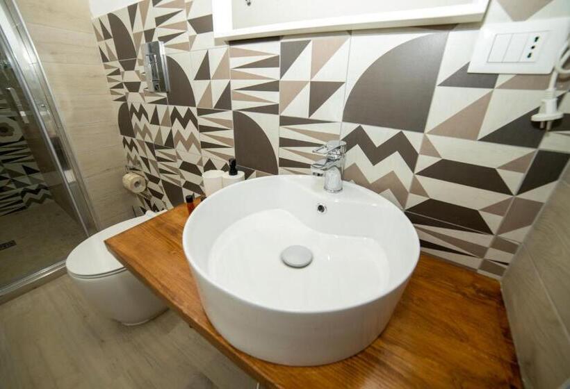 标准间, B&b Zio Luciano