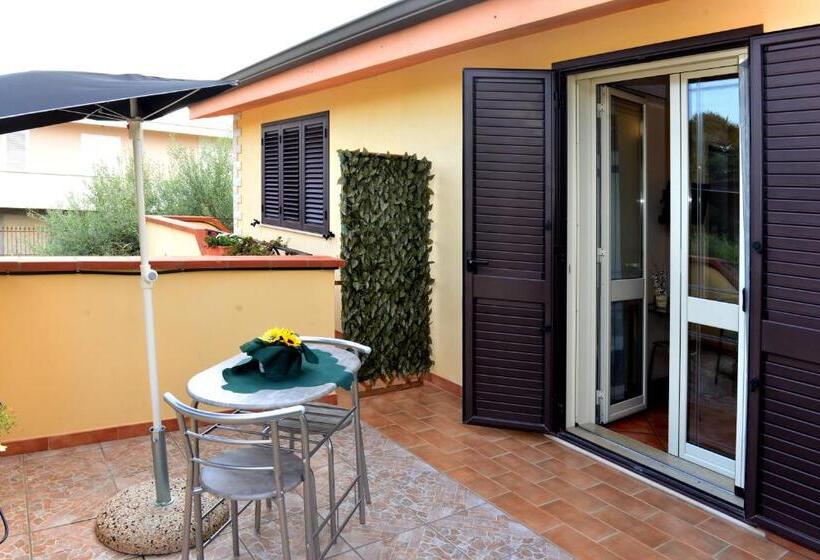 חדר סטנדרט עם טרסה, Balconcino Sugli Ulivi