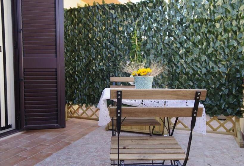 חדר סטנדרט עם טרסה, Balconcino Sugli Ulivi