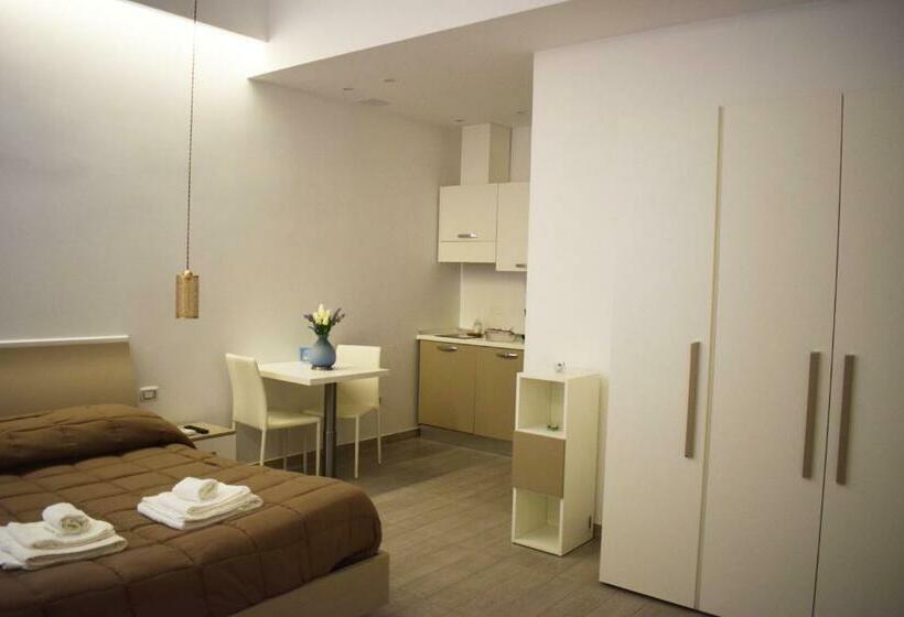 豪华工作室, Il Borgo