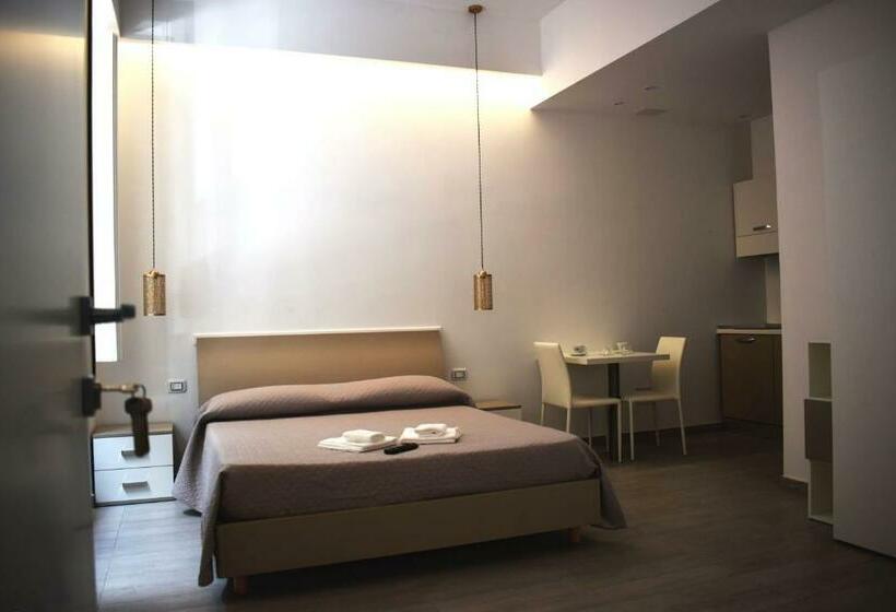 استودیوی لوکس, Il Borgo
