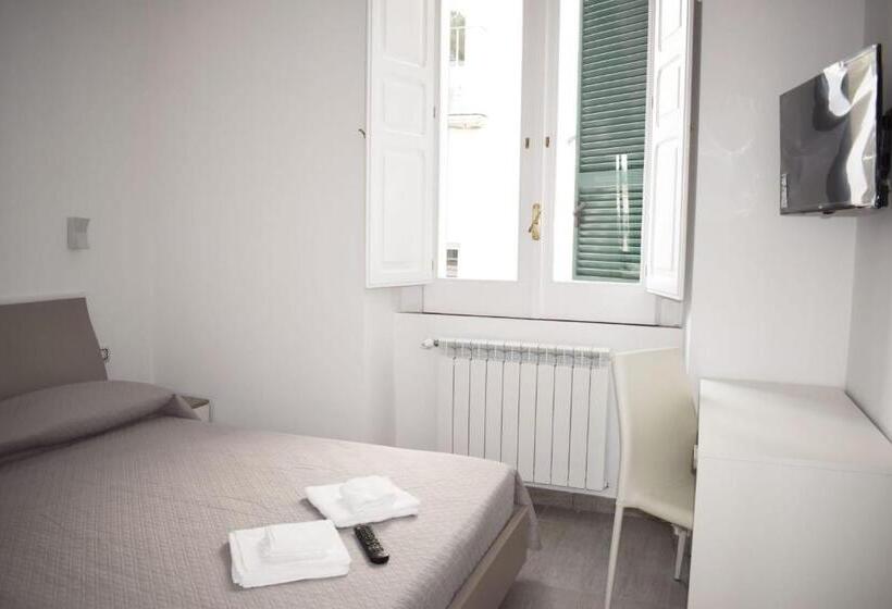 带大床的标准间, Il Borgo