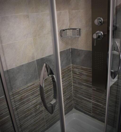 اتاق استاندارد با تخت بزرگ, Il Borgo