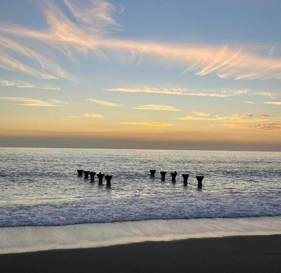 豪华工作室, Il Borgo