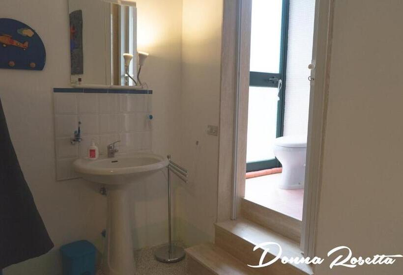 Четырехместный Номер Стандарт, Donn Anna B&b