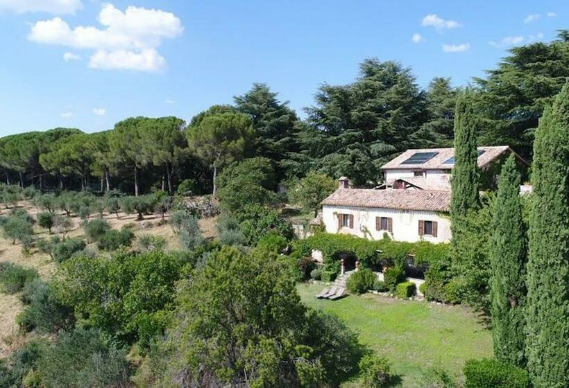 1 Sovrums Hus, Della Genga