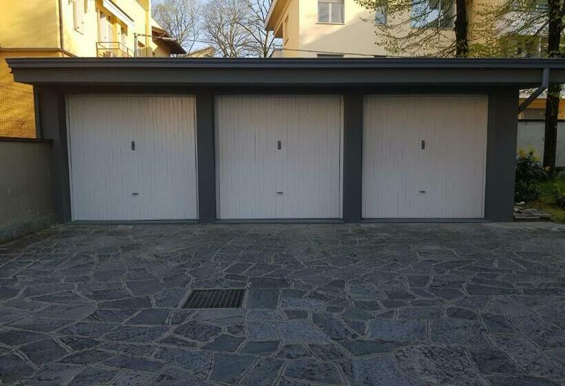 اتاق خانوادگی, Residenza Villa Cristalli