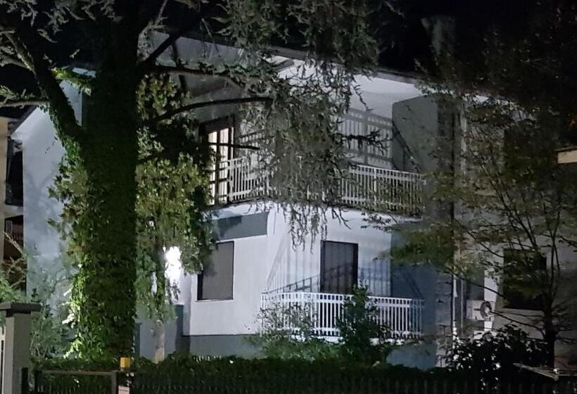 سوییت, Residenza Villa Cristalli