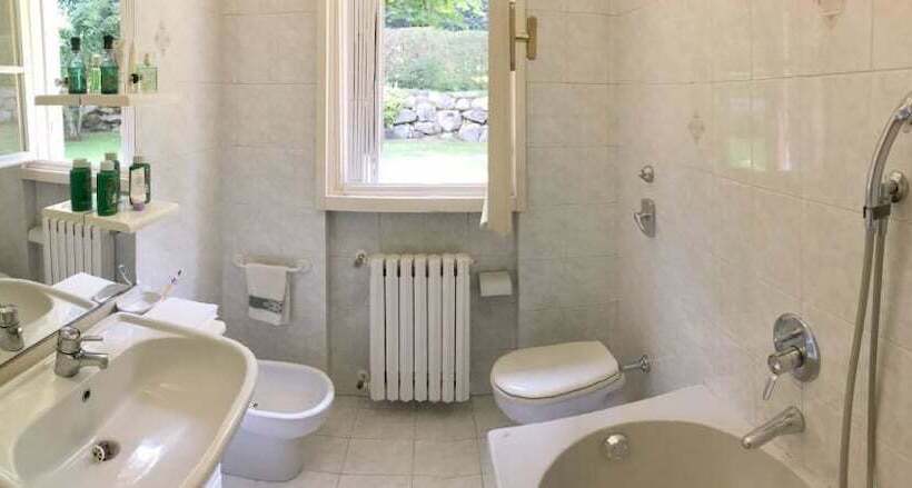 اتاق استاندارد یک نفره, B&b Le Magnolie