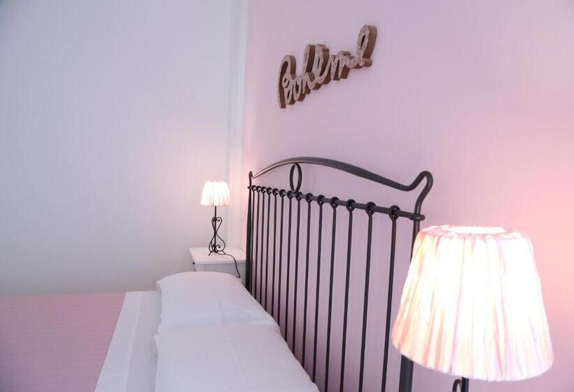 חדר סטנדרט לשלושה, B&b Pippi