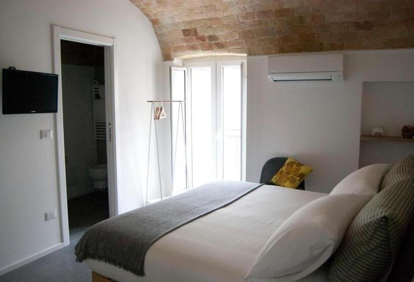 اتاق استاندارد, B&b Santa Chiara