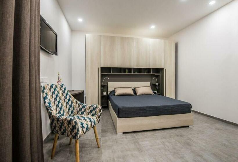 غرفة عائلية, Il Vespro