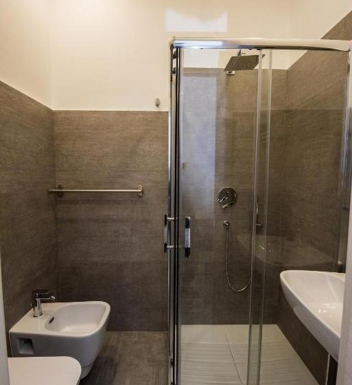 غرفة قياسية فردية, Il Vespro