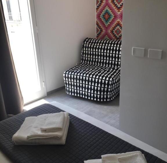 غرفة سوبيريور, Il Vespro