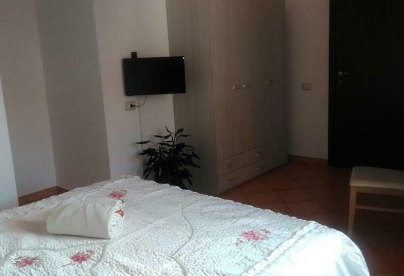 غرفة قياسية, L Abete