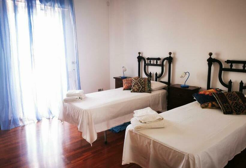 חדר דלוקס נוף בריכה, La Ginestra