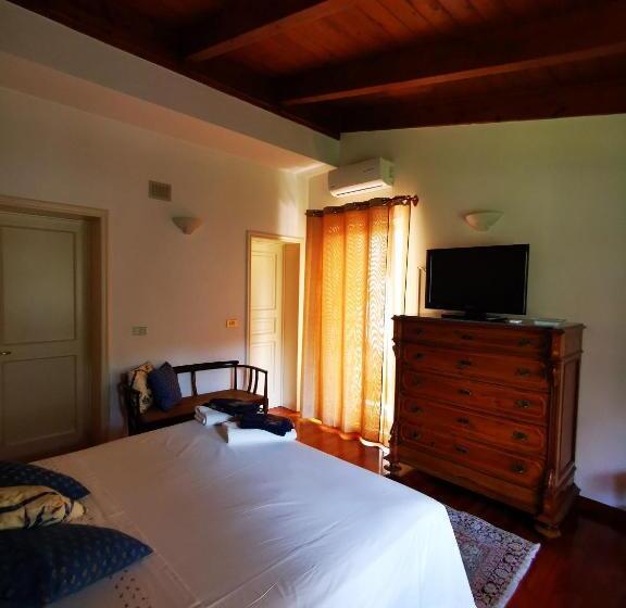 חדר סופריור עם מיטת קינג, La Ginestra