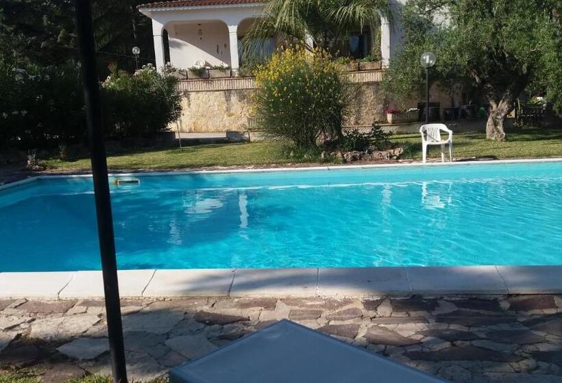 חדר סופריור עם מיטת קינג, La Ginestra