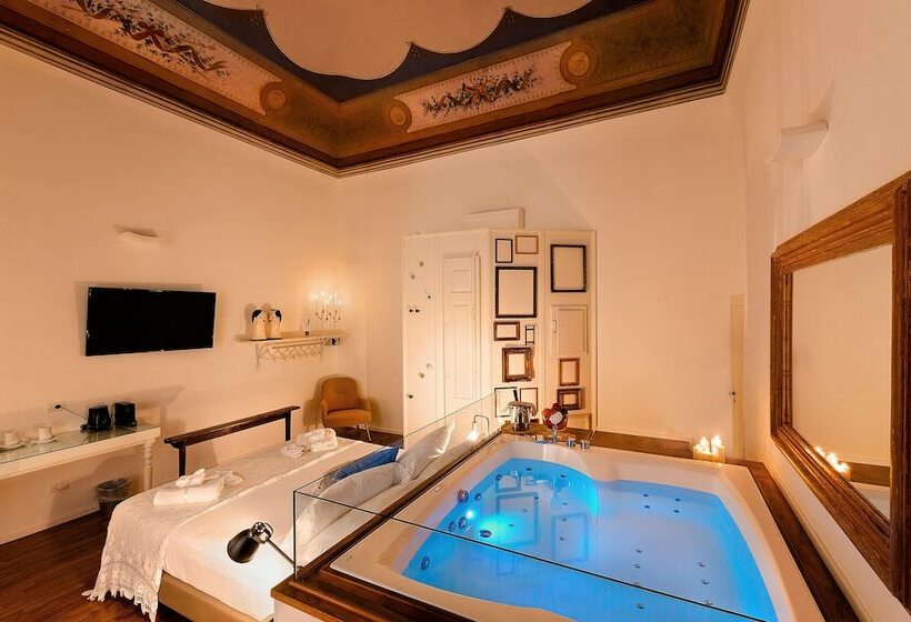 جناح مزود بجاكوزى, Naca Suite