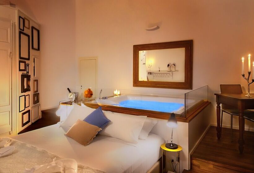 سوئیت با وان آب گرم, Naca Suite