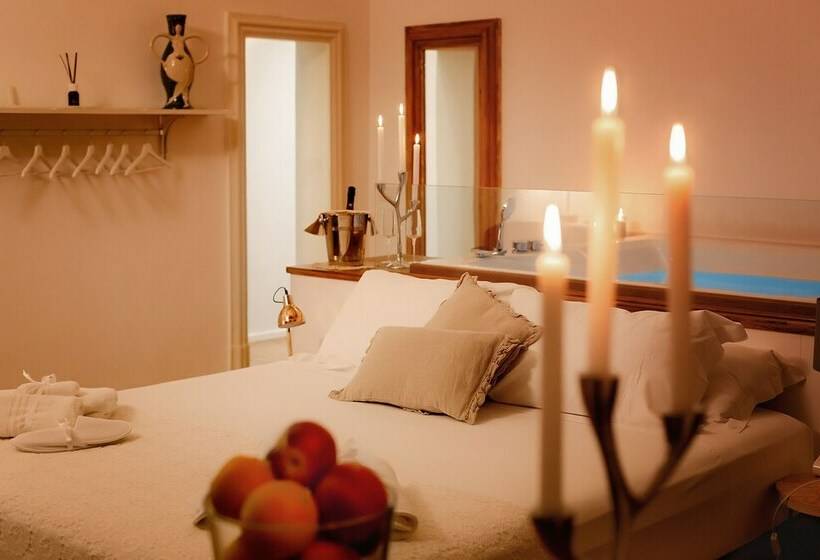 سوییت لوکس, Naca Suite