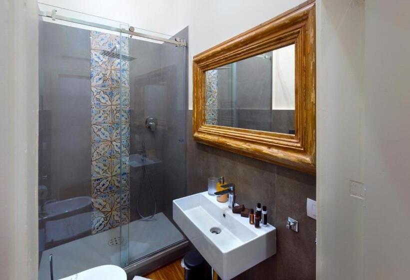 جناح مزود بجاكوزى, Naca Suite