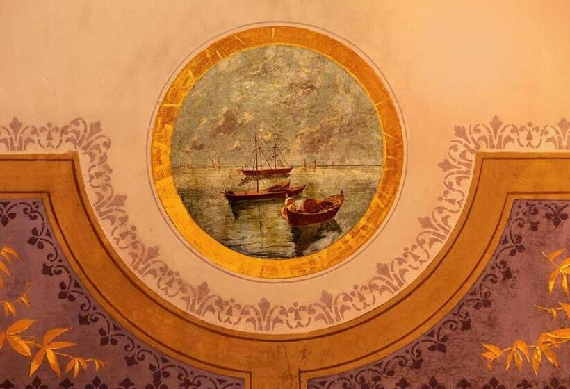 سوئیت با تخت بزرگ, Naca Suite