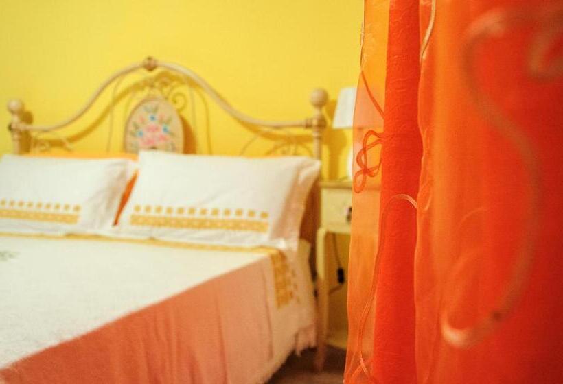 חדר משפחתי, Sole E Luna