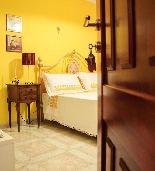 חדר משפחתי, Sole E Luna