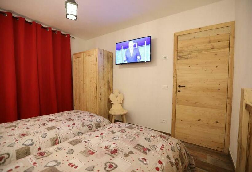 اتاق خانوادگی, Al Papavero