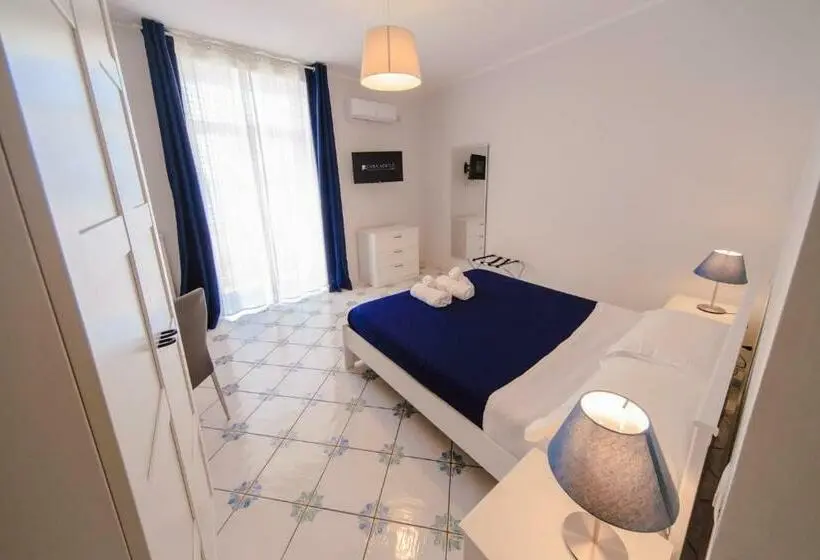 オーシャンビュースタンダードルームバルコニー付き, Casa Adele B&b