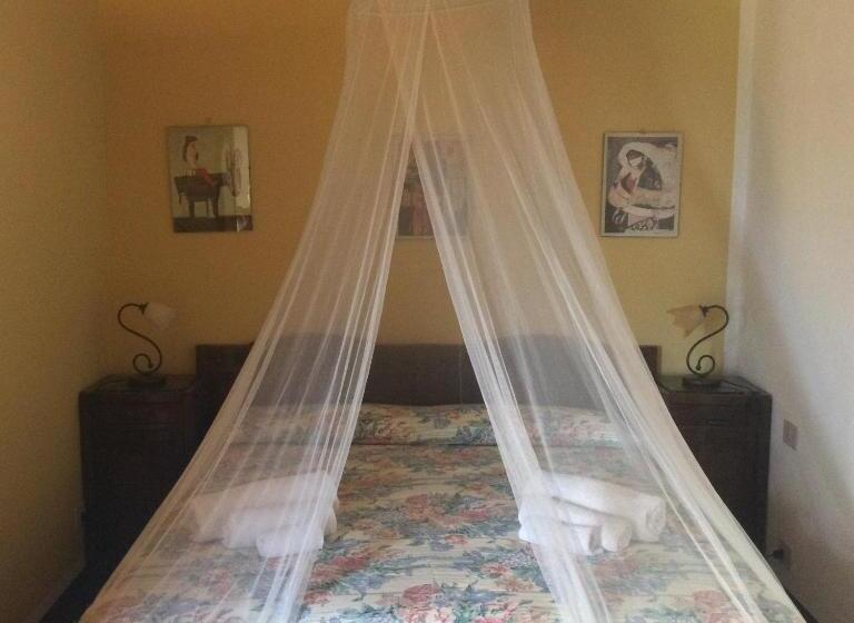 סוויטה, La Rocca Delle Pigne