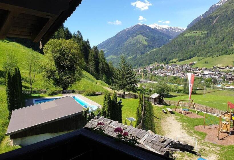テラス付きスタンダードルーム, Pension Gasthof Haselstaude